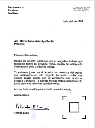 Complejo departamental en Puerto Cancún