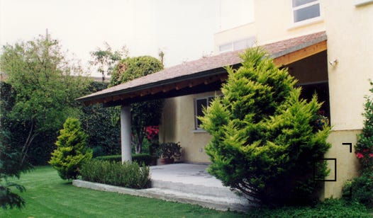 Complejo departamental en Puerto Cancún