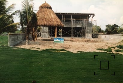 Complejo departamental en Puerto Cancún